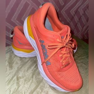 Women’s HOKA Bondi 7 Size: 8.5
